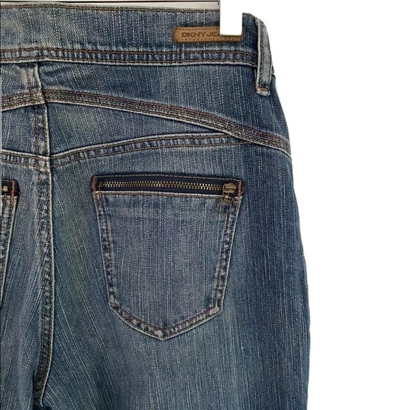 DKNY Blue Denim Distressed Straight Leg Jeans 8P Petite Stretch Zip Pockets - Picture 3 of 8